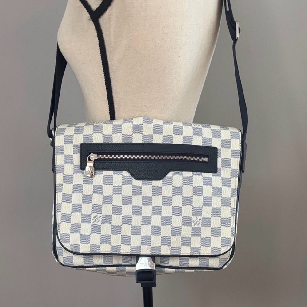 NWOT Louis Vuitton Messenger Bag - Picture 10 of 12